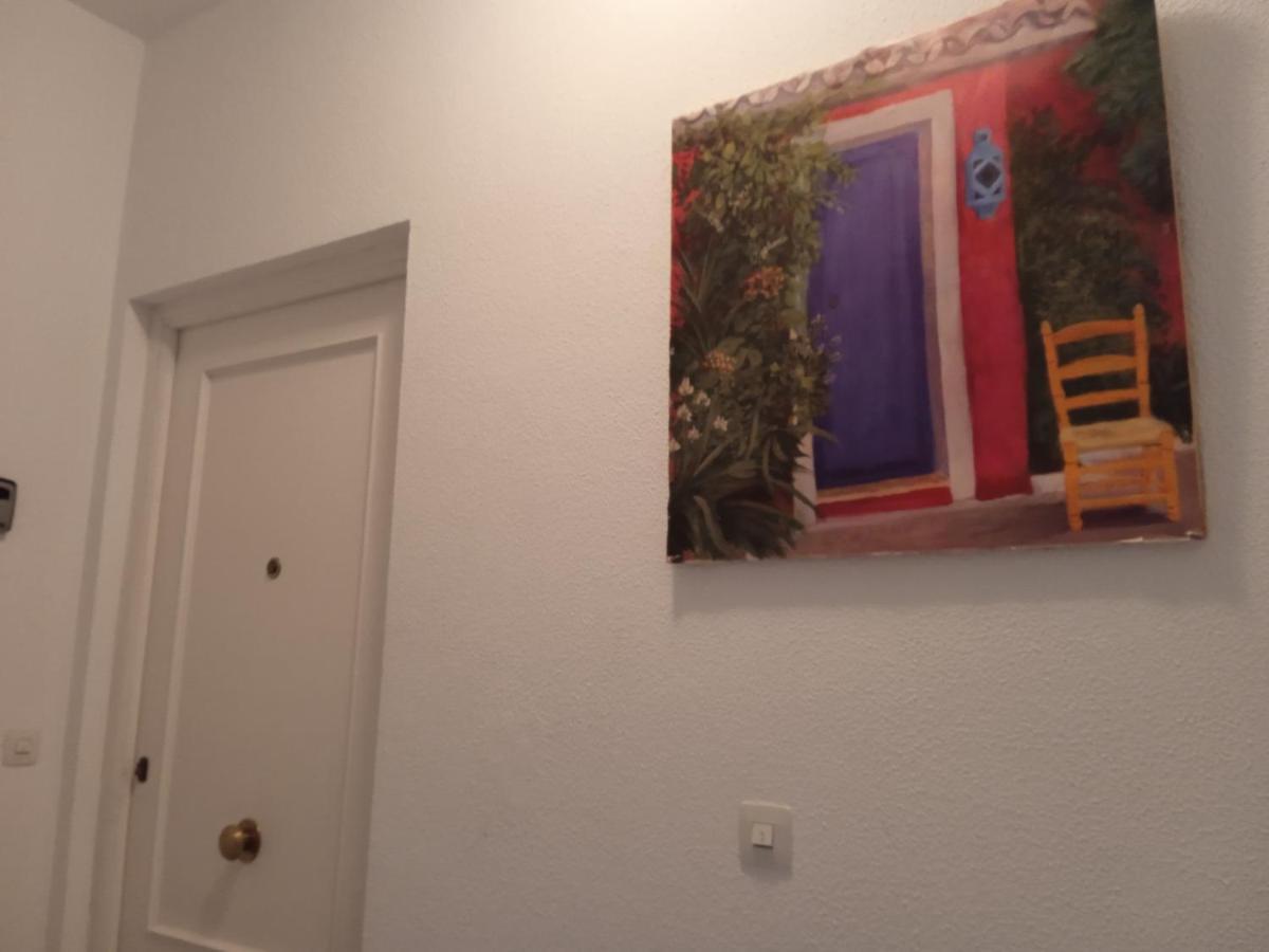 Apartamento Casco Antiguo Exterior Unico En Segunda Planta En Un Edificio De De Dos Plantas Sevilla Exterior foto